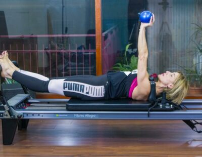Pilates con il Reformer intenso per uomini e atleti