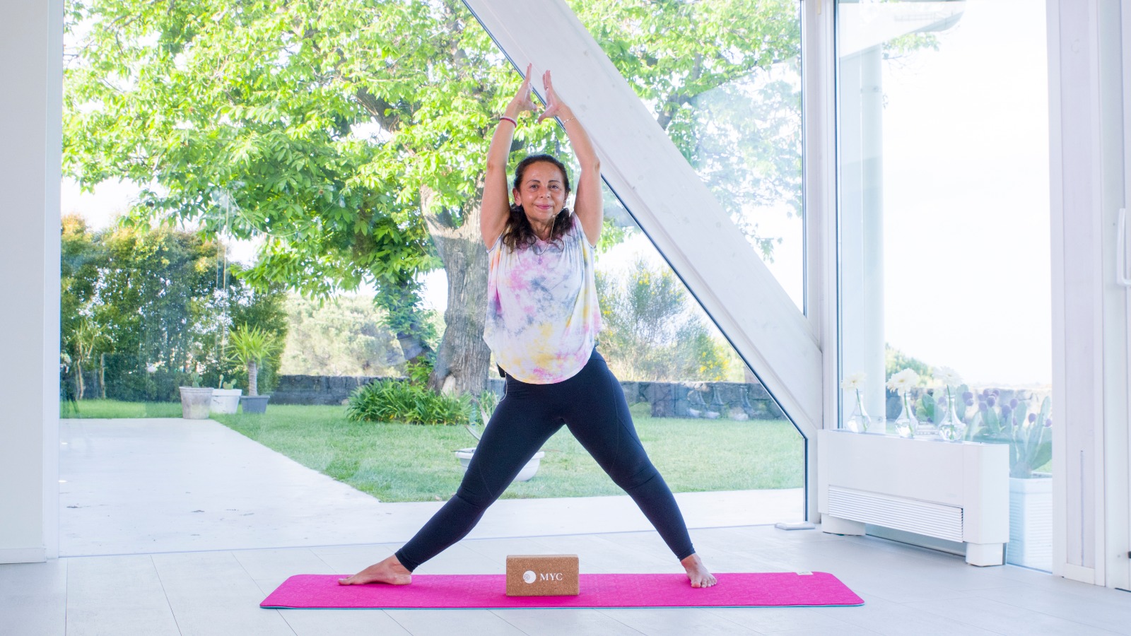 Juicy Flow: Yoga Slow Flow per rallentare